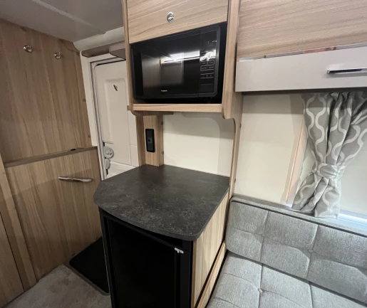 Used Bailey Phoenix Plus 420-Limited Edition 2021 touring caravan Image