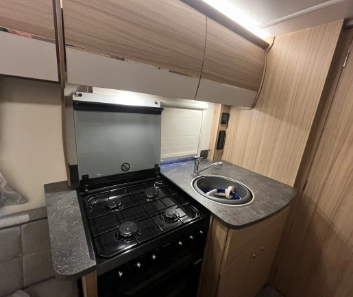 Used Bailey Phoenix Plus 420-Limited Edition 2021 touring caravan Image