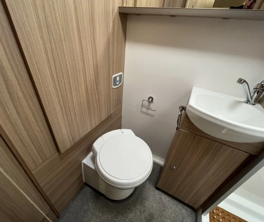 Used Bailey Phoenix Plus 420-Limited Edition 2021 touring caravan Image