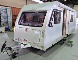 Used Lunar Venus 500/4-Sold as seen too good to trade 2013 touring caravan Image