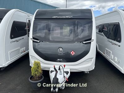 New Swift Challenger Exclusive 650 2025 touring caravan Image